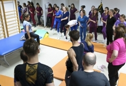 Galeria | WUMed | Poród to ruch - warsztaty dla studentów położnictwa i fizjoterapii | Zdjęcie: 12