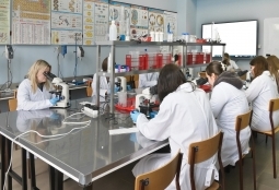 WUMed | Galeria | Pracownie biochemii i mikrobiologii